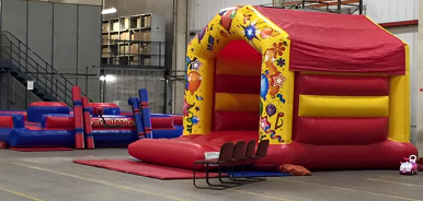 castleford bouncy castle hire